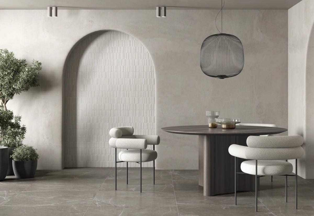 MONREALE - Restaurant en horeca met grijze beton- of stuclook op vloer en wand, Pamesa