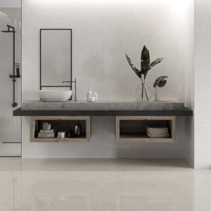 Belvedere - Badkamer en slaapkamer met lichte betonlook op vloer en wand, Pamesa