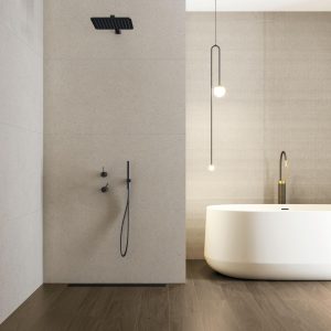 Lin - Badkamer met witte kleurtegel en donkere houtlook op wand en vloer, Pamesa