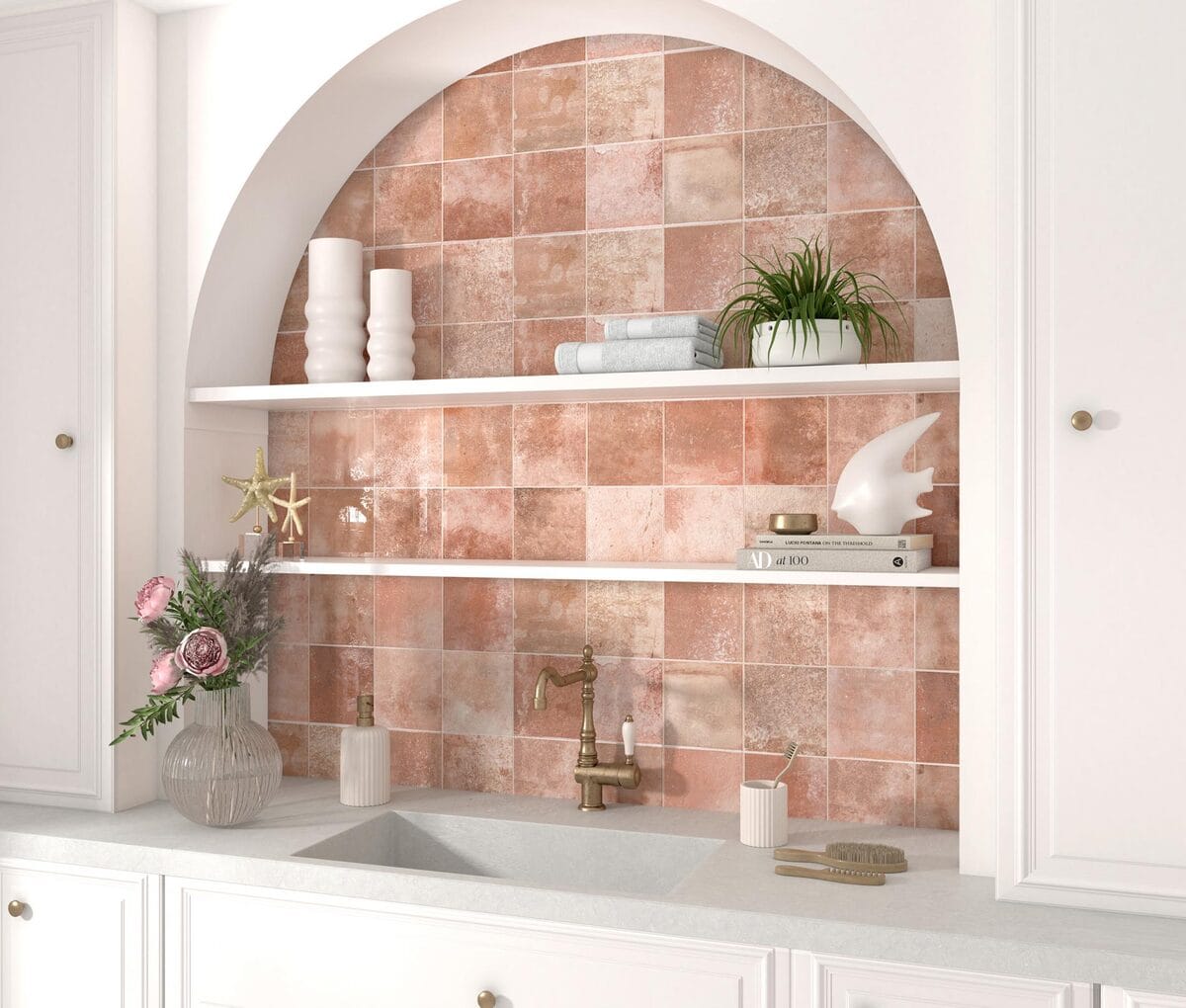 Artisan - Badkamer met roze handvorm kleurtegel op wand, Pamesa