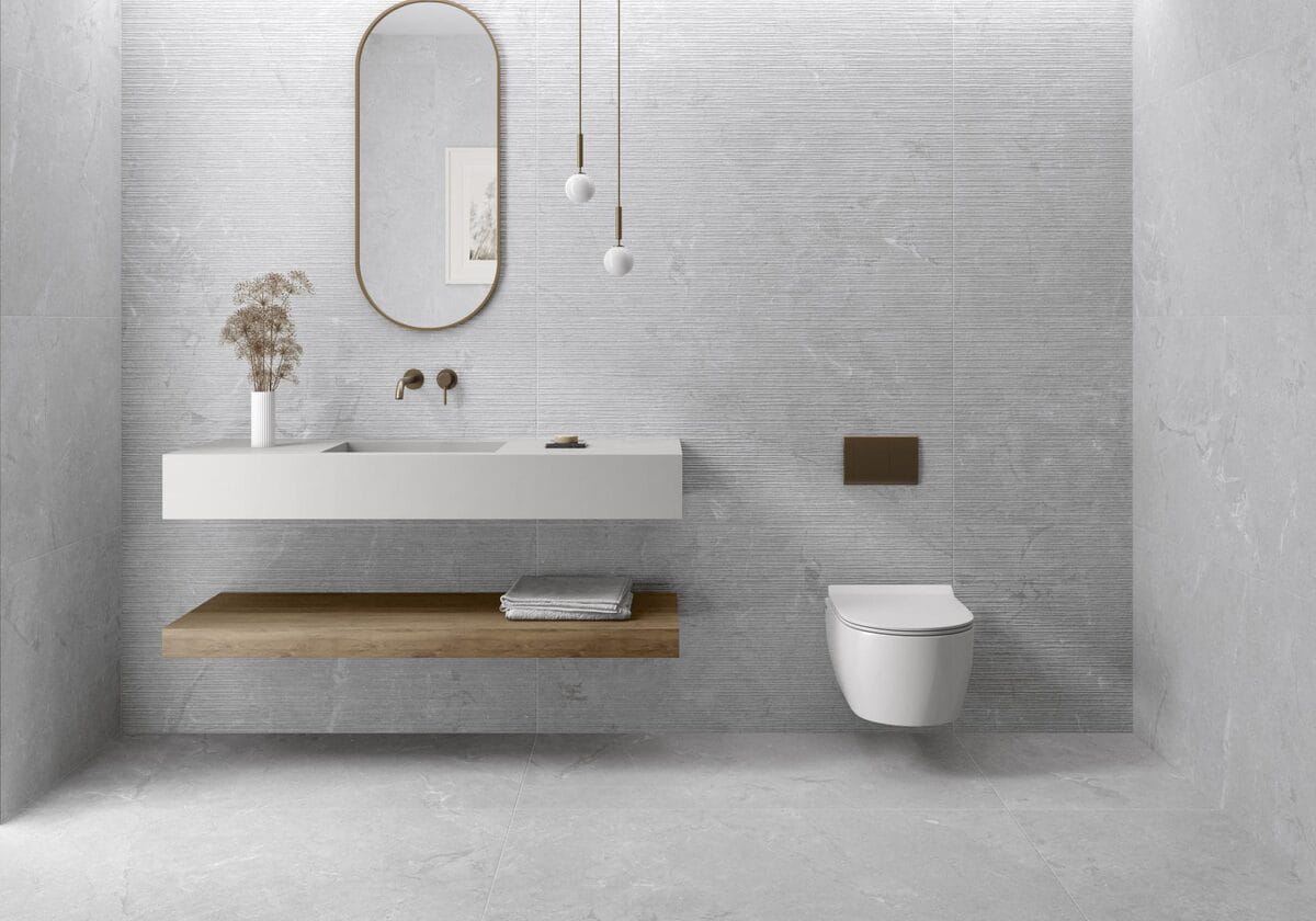Constanza - Badkamer met lichte betonlook op vloer en wand, Pamesa