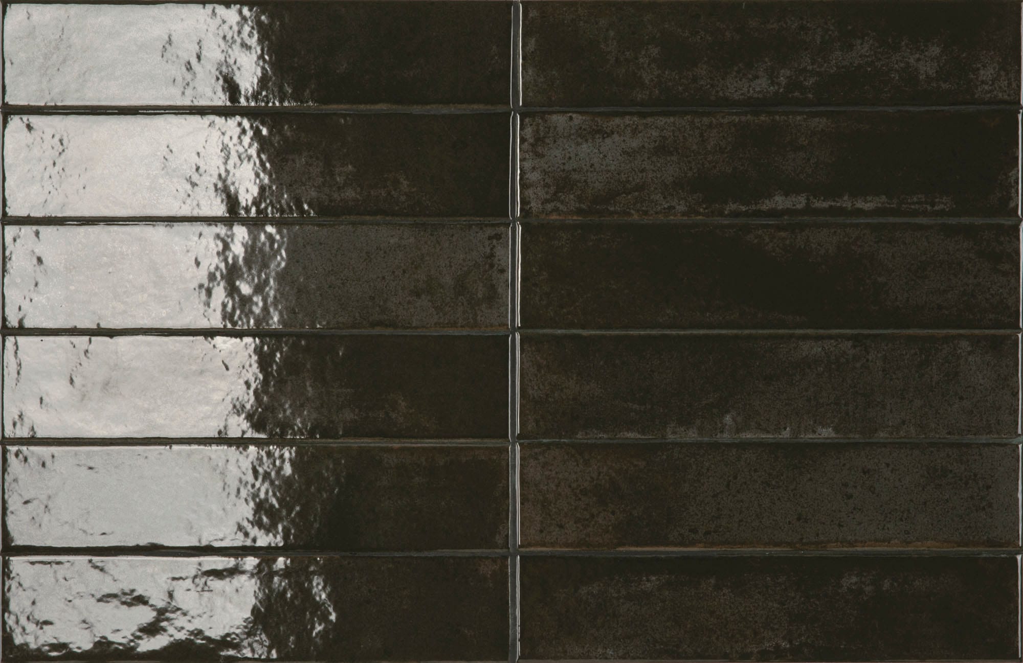 Raku Black Lava Glossy - kleur & designlook wandtegel in zwart, Aleluia