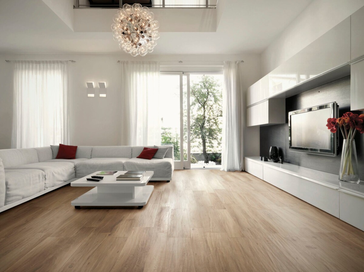 Bosco - Woonkamer met lichte houtlook op vloer, Aleluia